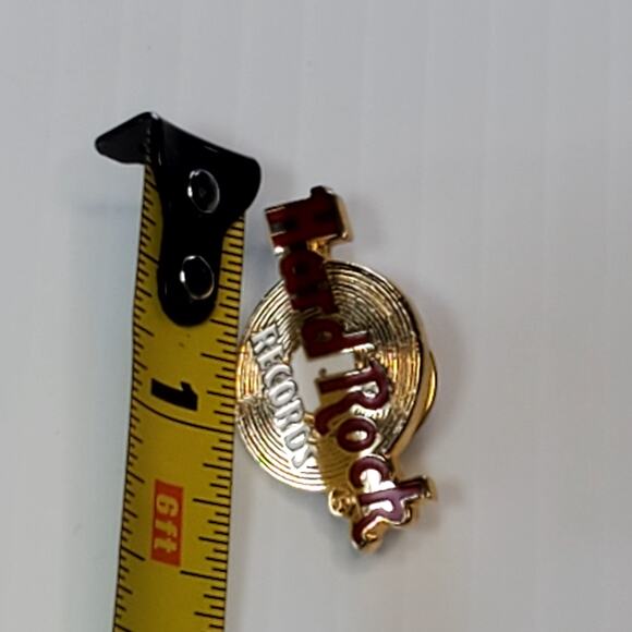 Hard Rock Records Gold Vinyl Record Disc Logo HR Pin - Picture 4 of 4